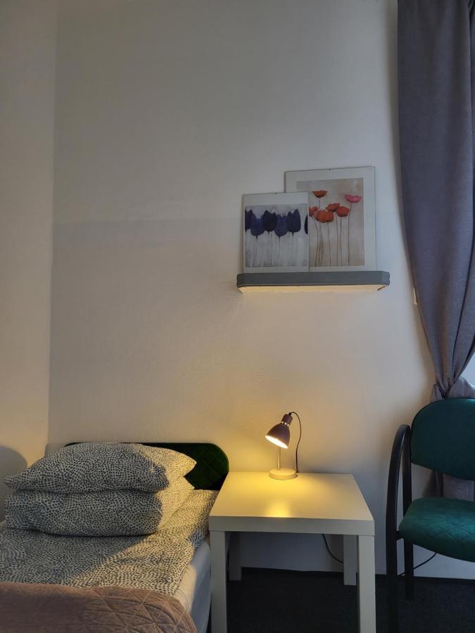 Charmed Homestay - Zaczarowany Варшава Экстерьер фото