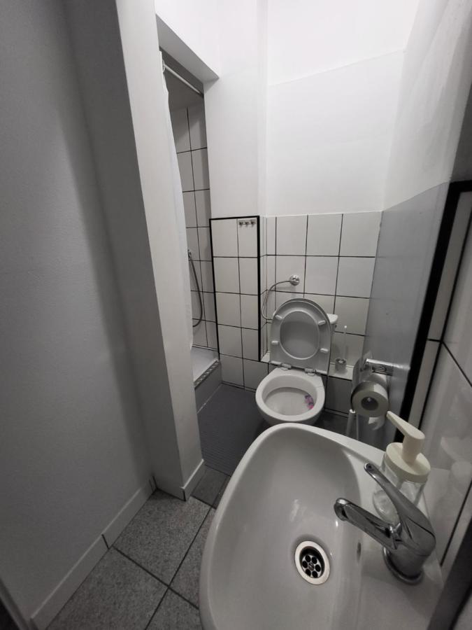 Charmed Homestay - Zaczarowany Варшава Экстерьер фото