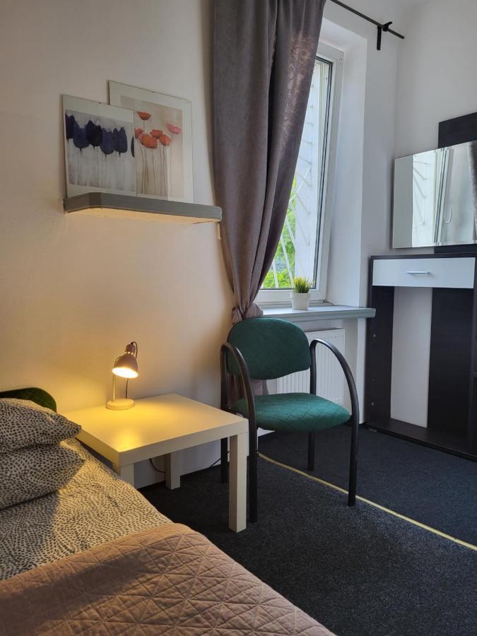 Charmed Homestay - Zaczarowany Варшава Экстерьер фото