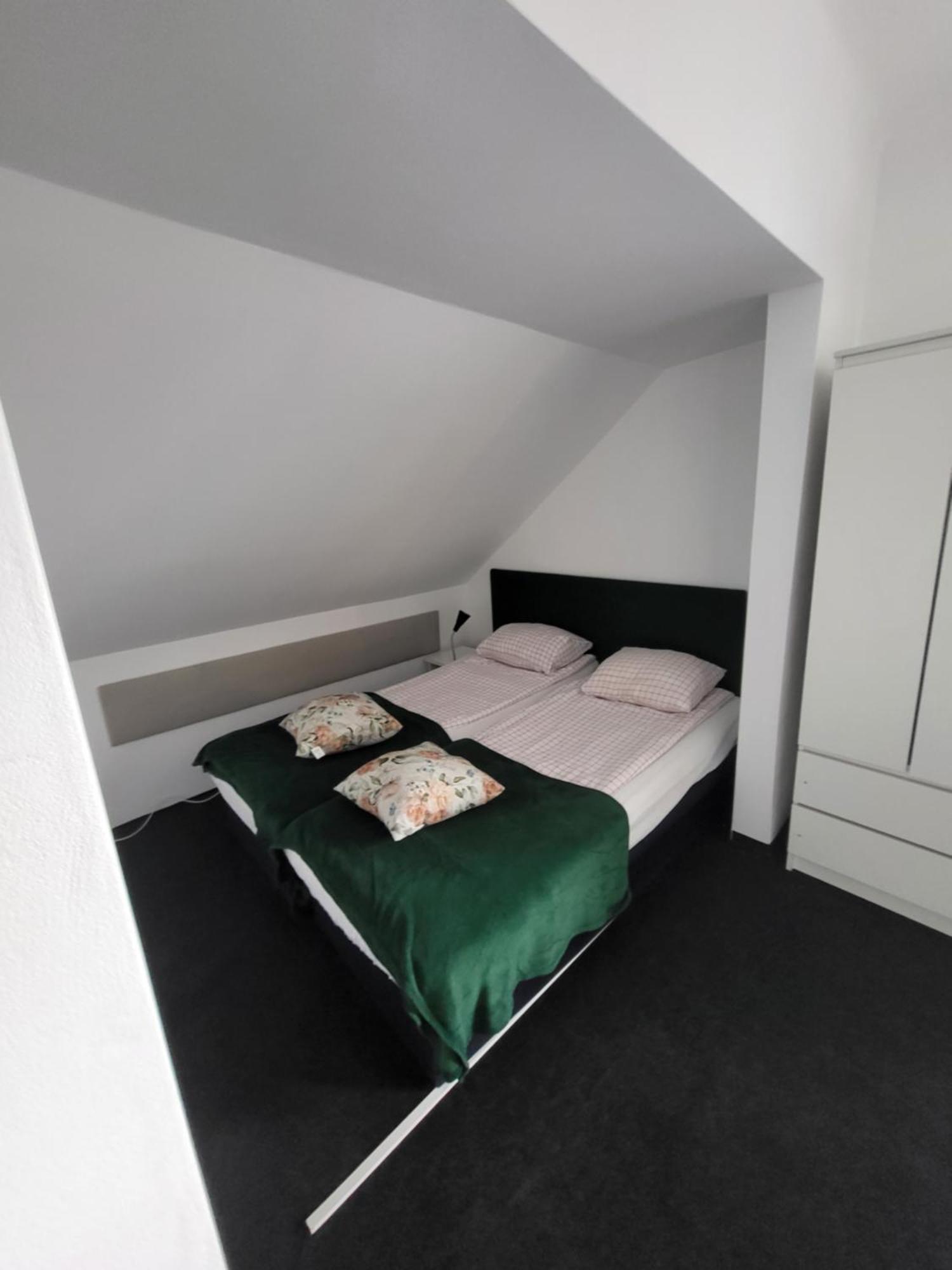 Charmed Homestay - Zaczarowany Варшава Экстерьер фото